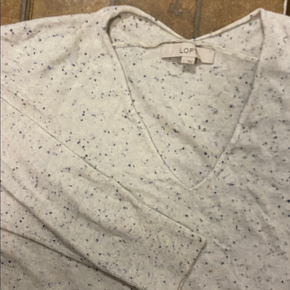 LOFT Speckled Cream V-Neck Sweater